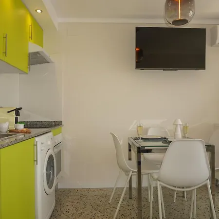 Apartment Holidays P14 Sea View *