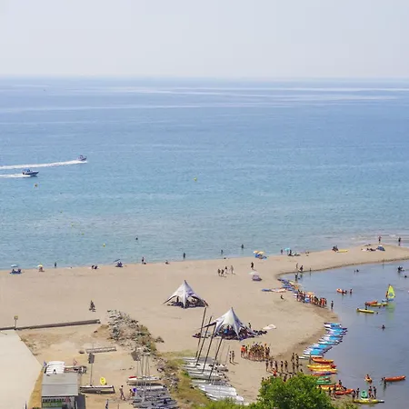 Holidays P14 Sea View 艾姆布里亚布拉瓦